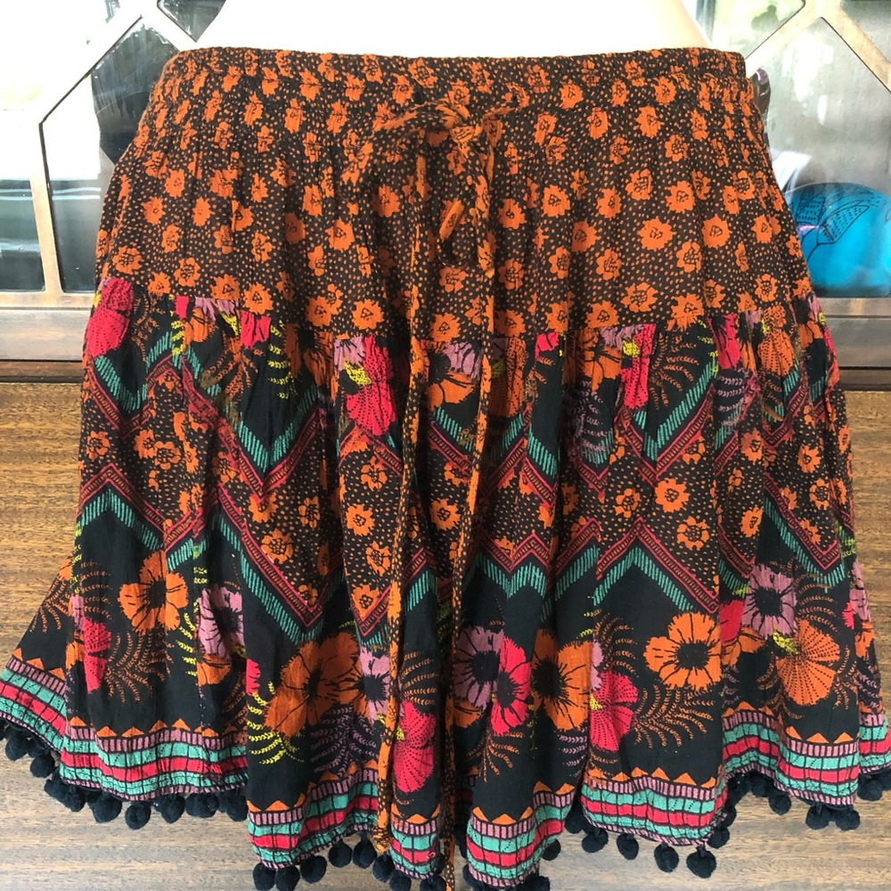 Pom Pom skirt
